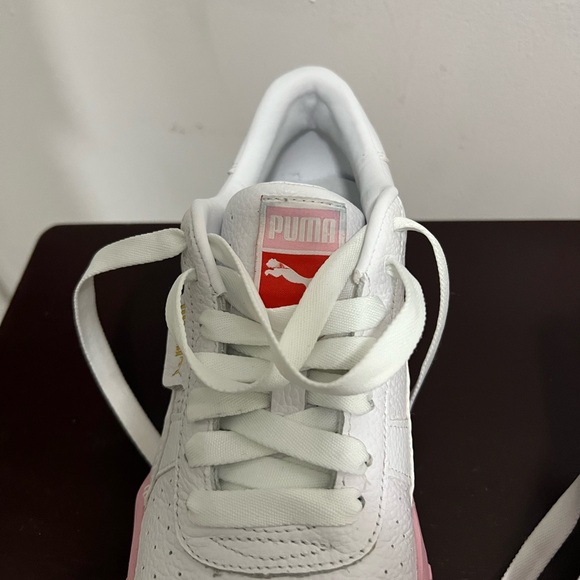 Women’s Puma - Picture 9 of 10